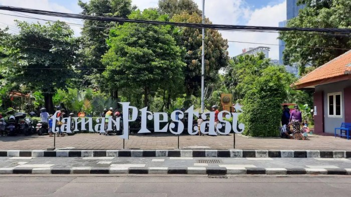 Taman prestasi surabaya