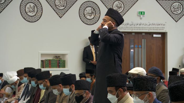 Pidato khutbah Jumat 20 Desember 2024:  Membangun karakter generasi muda yang berakhlak mulia