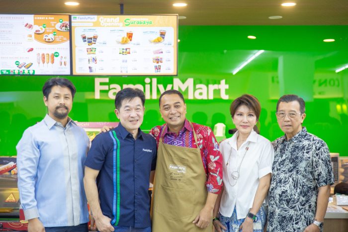 Family mart surabaya