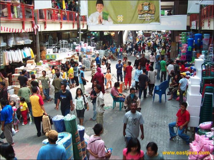 Pasar turi surabaya