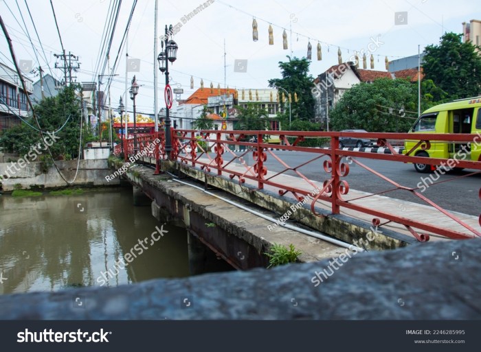 Jembatan merah surabaya