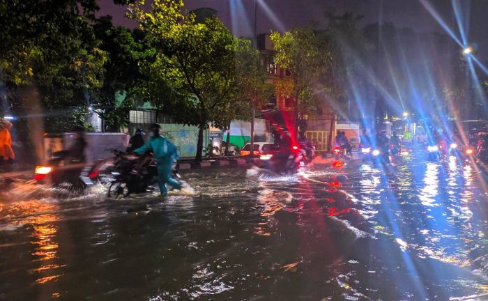 Banjir surabaya hari ini