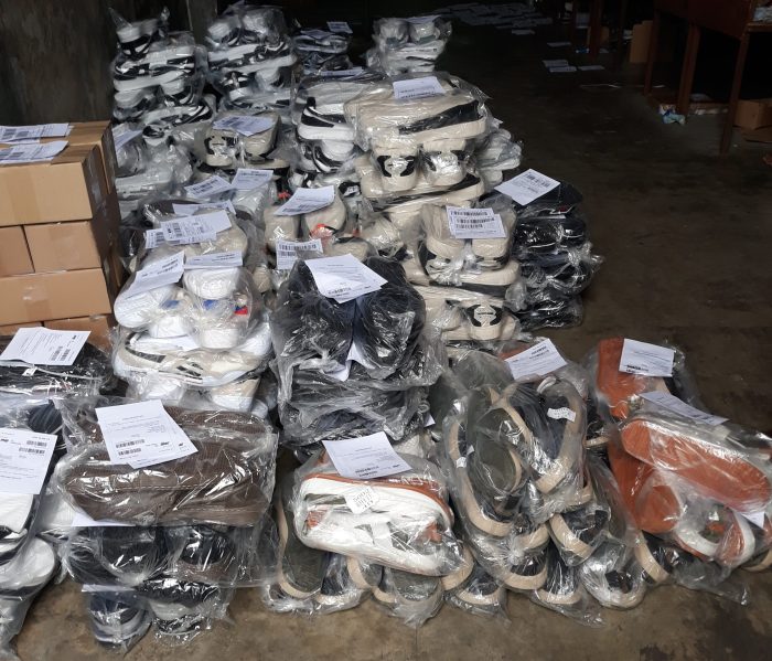 Distributor sepatu olahraga surabaya