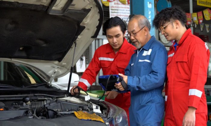 Kursus mekanik otomotif surabaya