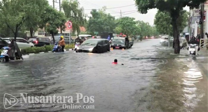 Banjir surabaya barat lebat hujan lagi