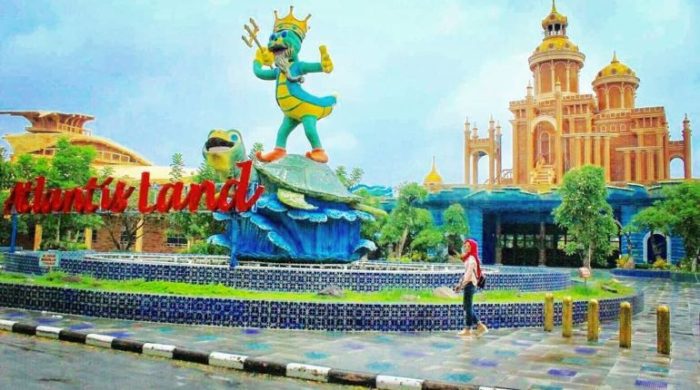 Wisata atlantis surabaya