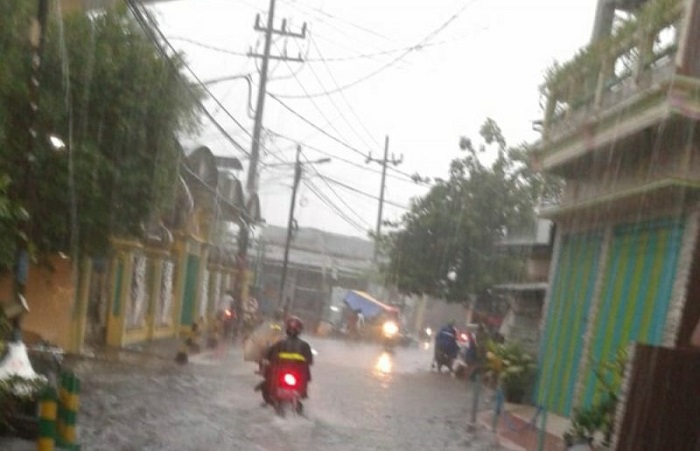 Banjir surabaya barat