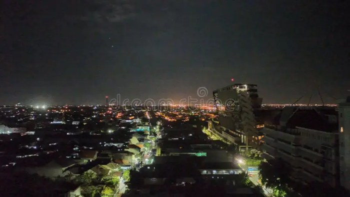 Wisata surabaya malam