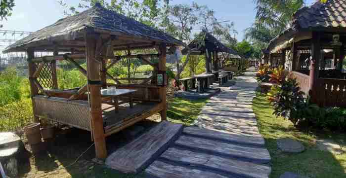 Tempat makan outdoor di surabaya