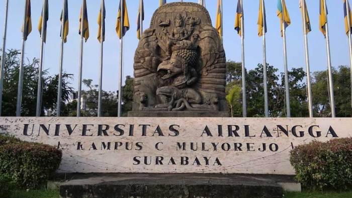 Kampus kesehatan di surabaya