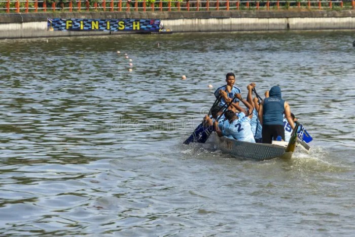 Wisata perahu kalimas surabaya